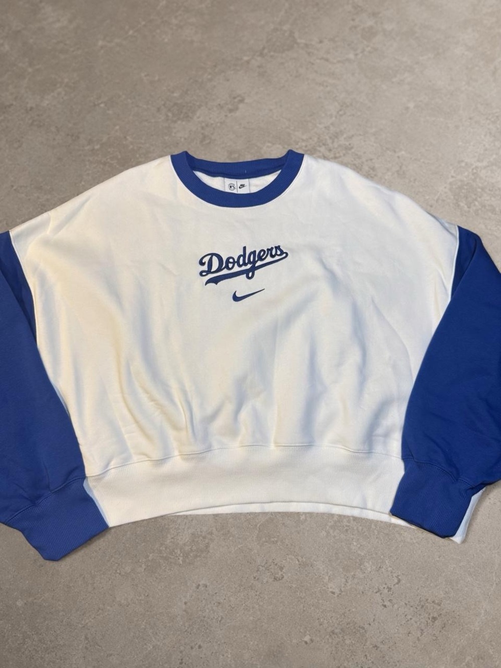 Los Angeles Dodgers Oversized Primary Crew Sweatshirt NWT